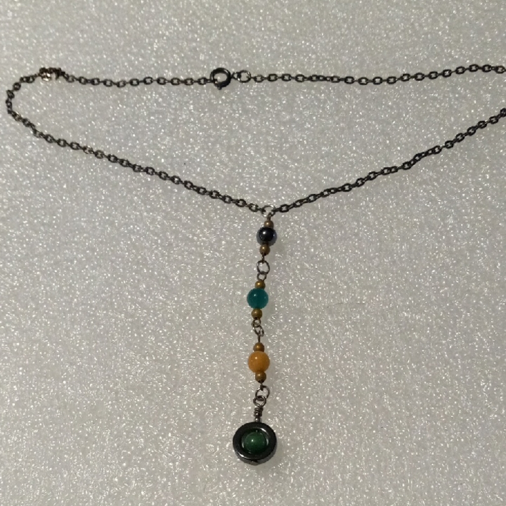 Elegant Multi-Color Pendant Necklace